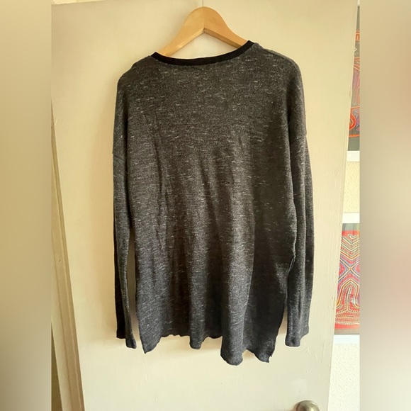 Grey and black sweater - Picture 2 of 4